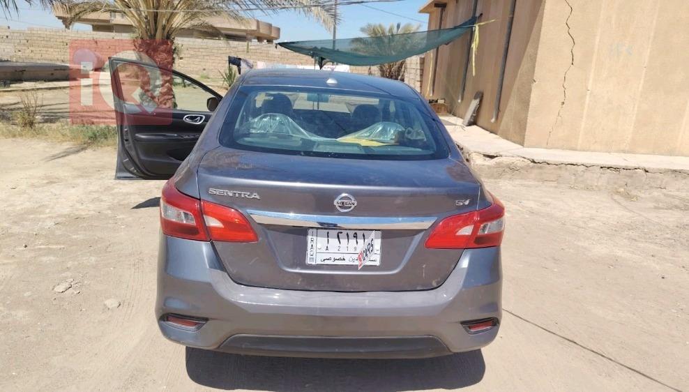 نیسان سێنترا